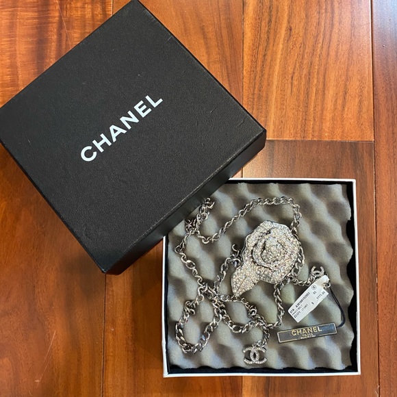 CHANEL Accessories - NWT CHANEL Camellia Flower Belt